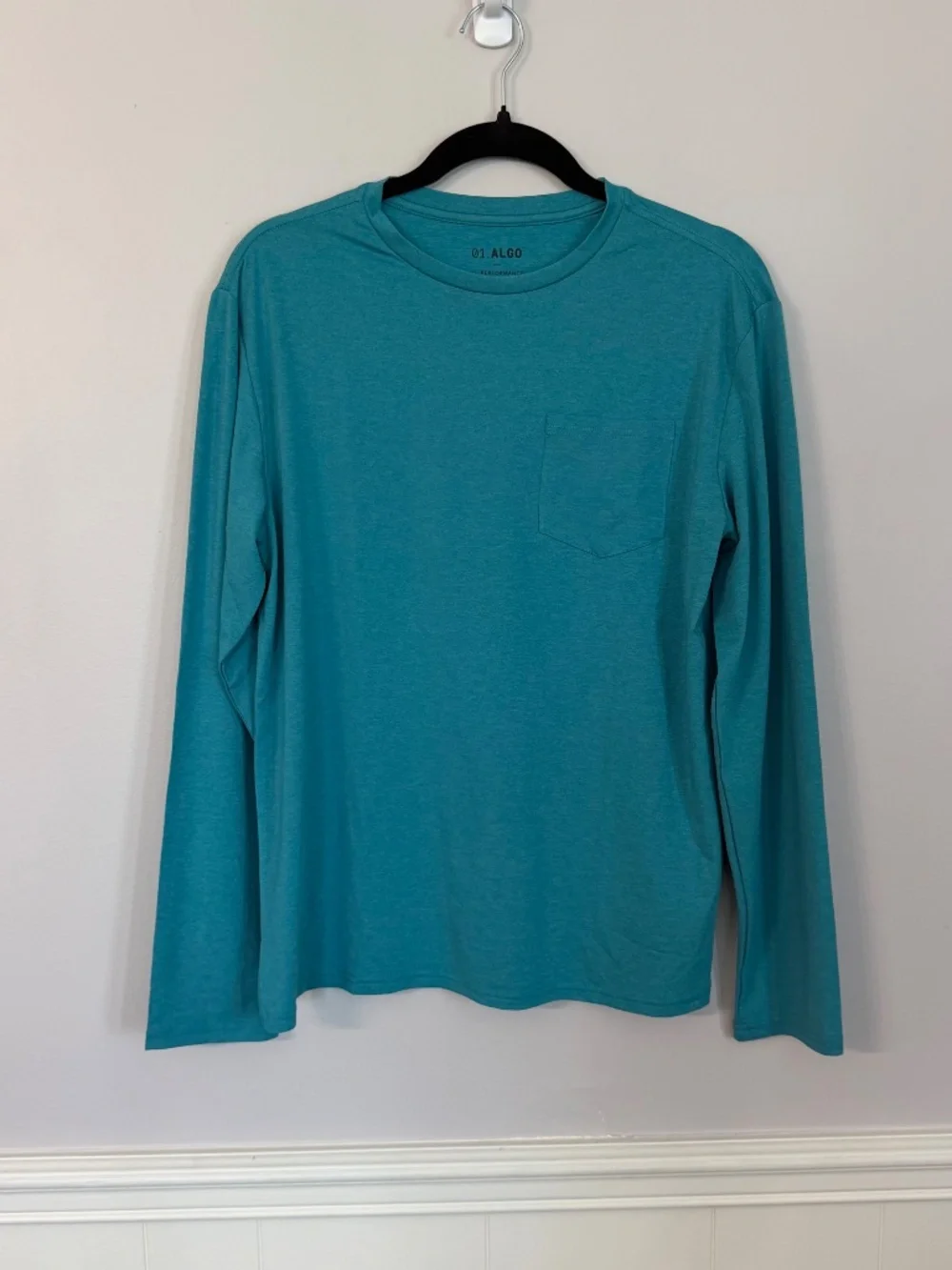 01. Algo Boys Long Sleeve Aqua Blue Performance Moisture Wicking Shirt Sz XL NWO